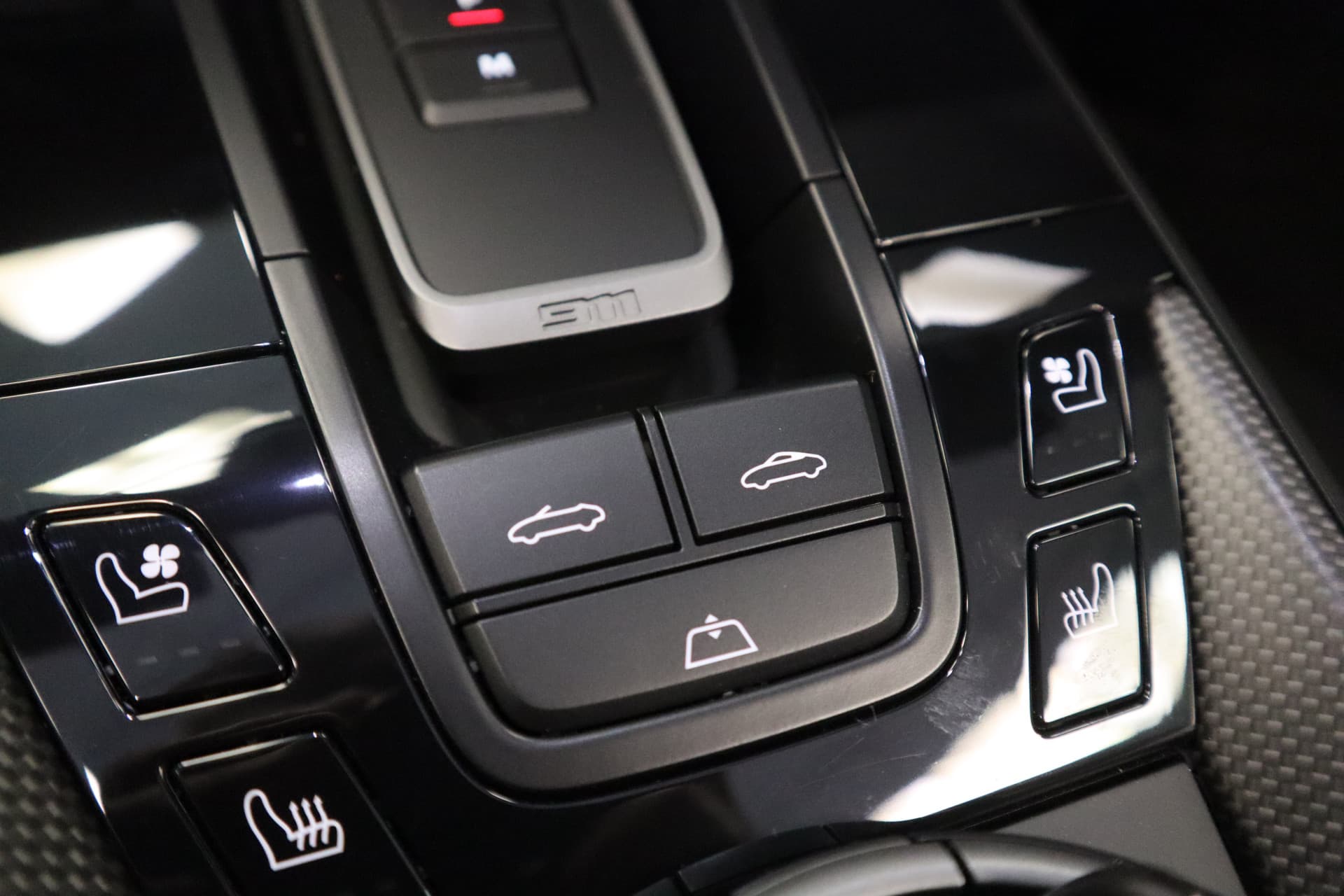 Porsche 911 Cabrio 3.0 Carrera 4 GTS thumbnail 24