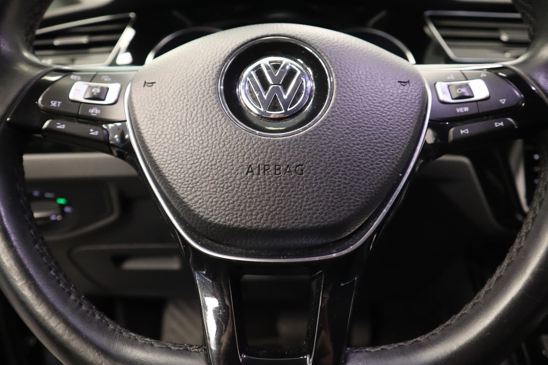 Volkswagen Touran 1.5 TSI Highline Business R thumbnail 10