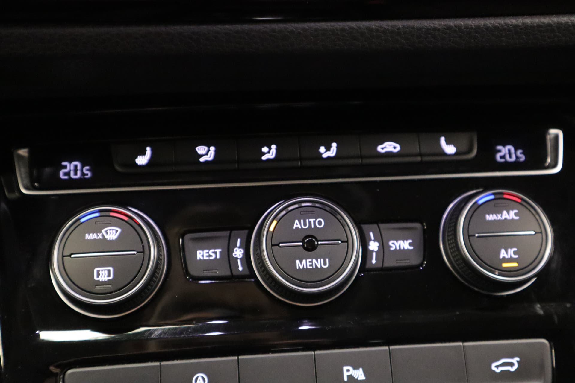 Volkswagen Touran 1.5 TSI Highline Business R thumbnail 13