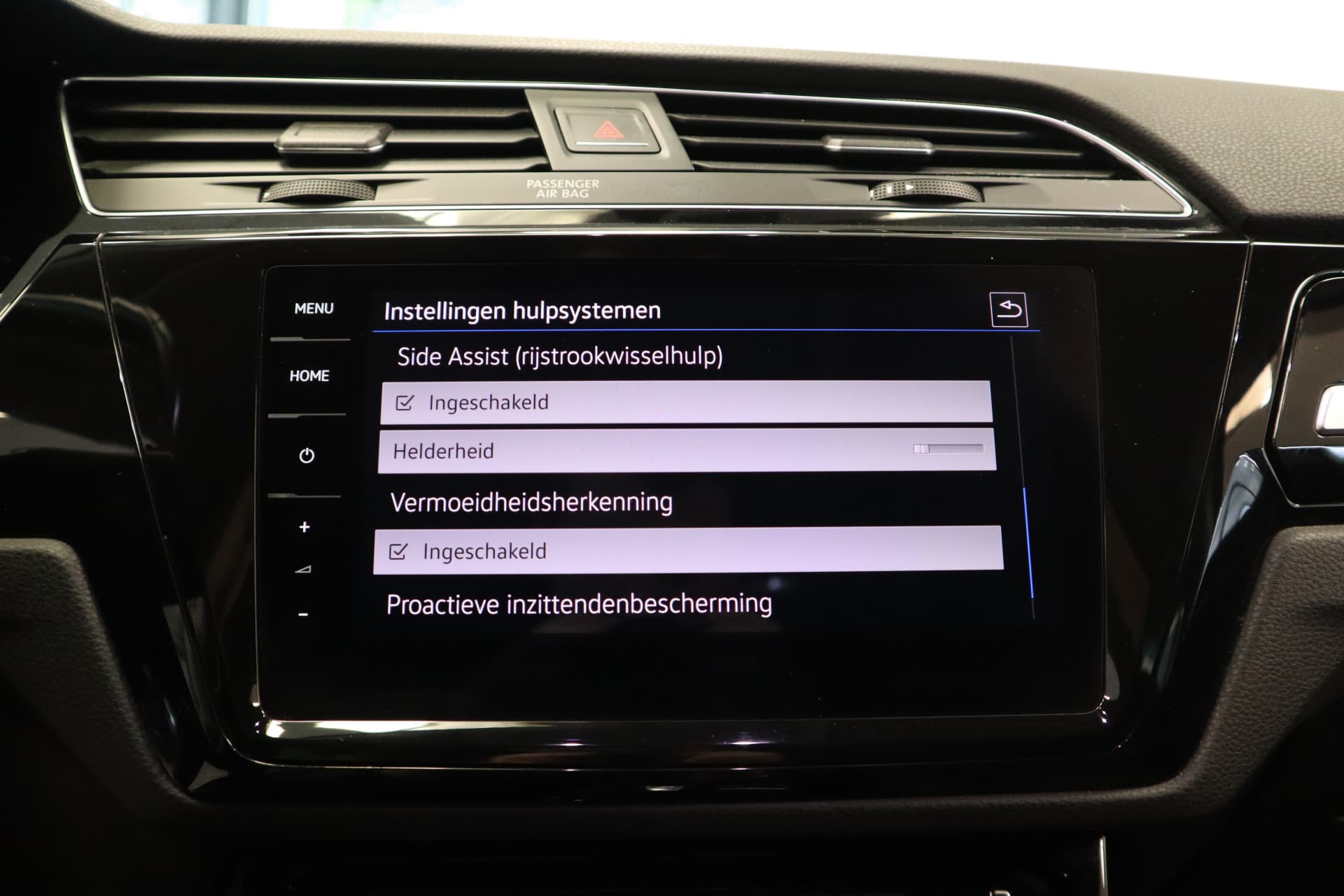 Volkswagen Touran 1.5 TSI Highline Business R thumbnail 17