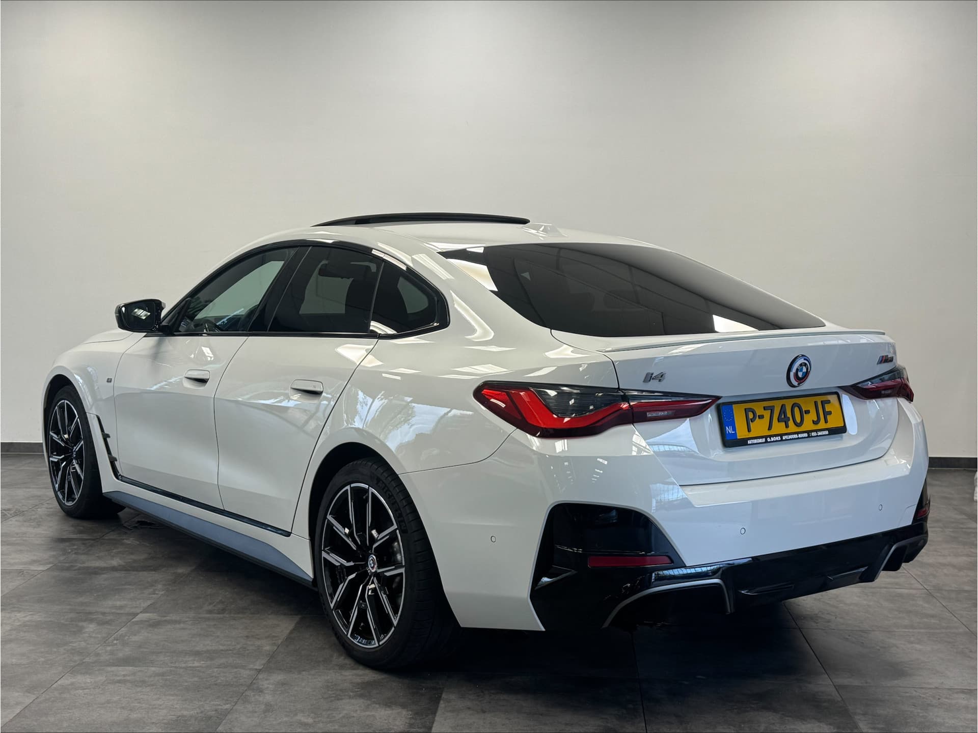 BMW I4 M50 High Executive 84 kWh thumbnail 8