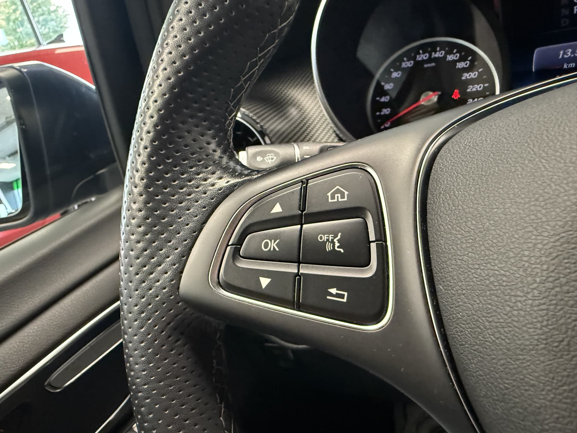 Mercedes-Benz V-Klasse 300d Extra Lang Avantgarde Edition thumbnail 14