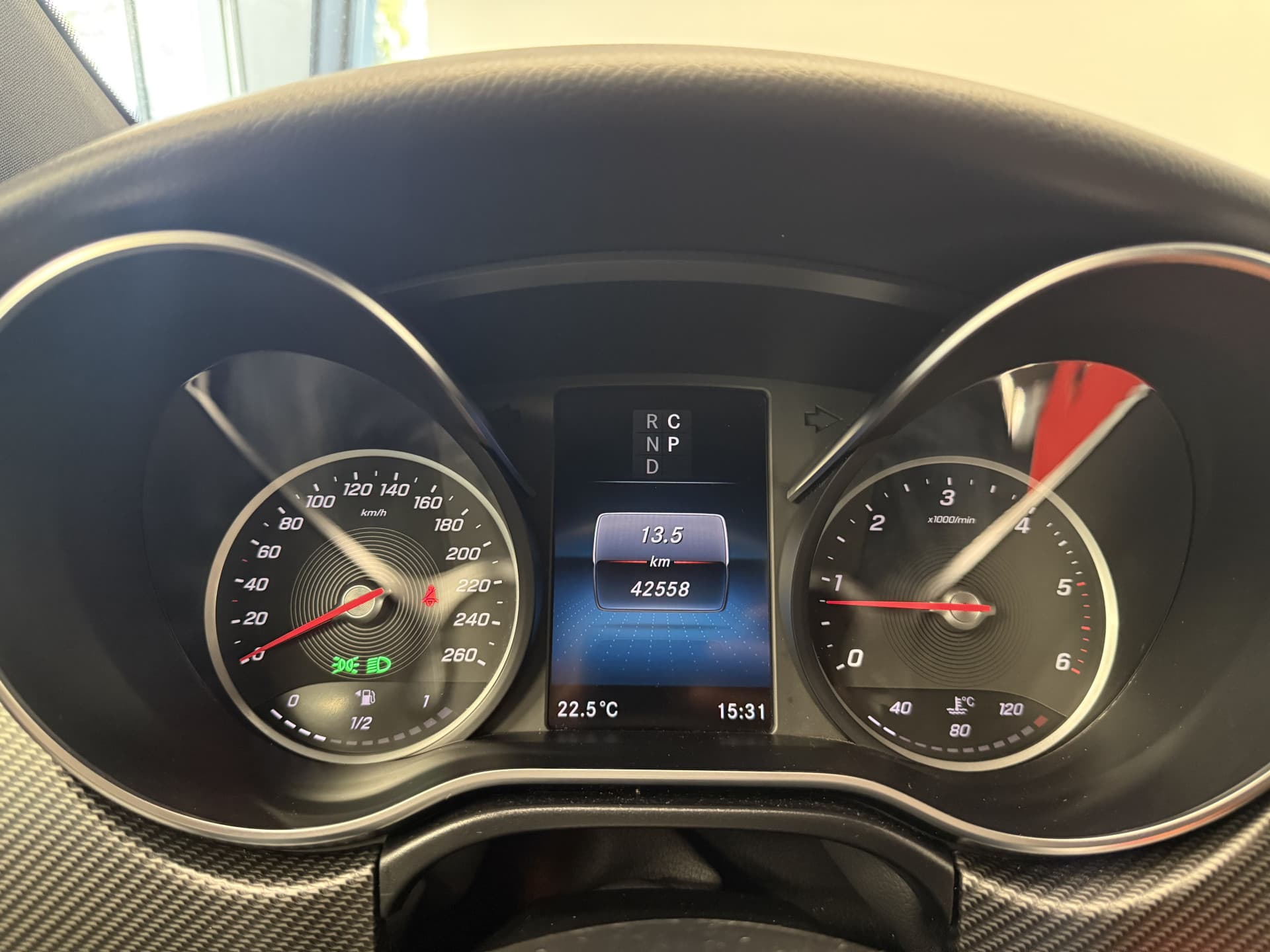 Mercedes-Benz V-Klasse 300d Extra Lang Avantgarde Edition thumbnail 16