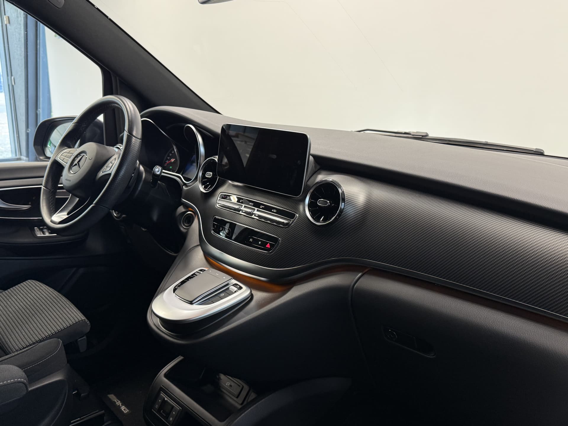 Mercedes-Benz V-Klasse 300d Extra Lang Avantgarde Edition thumbnail 13