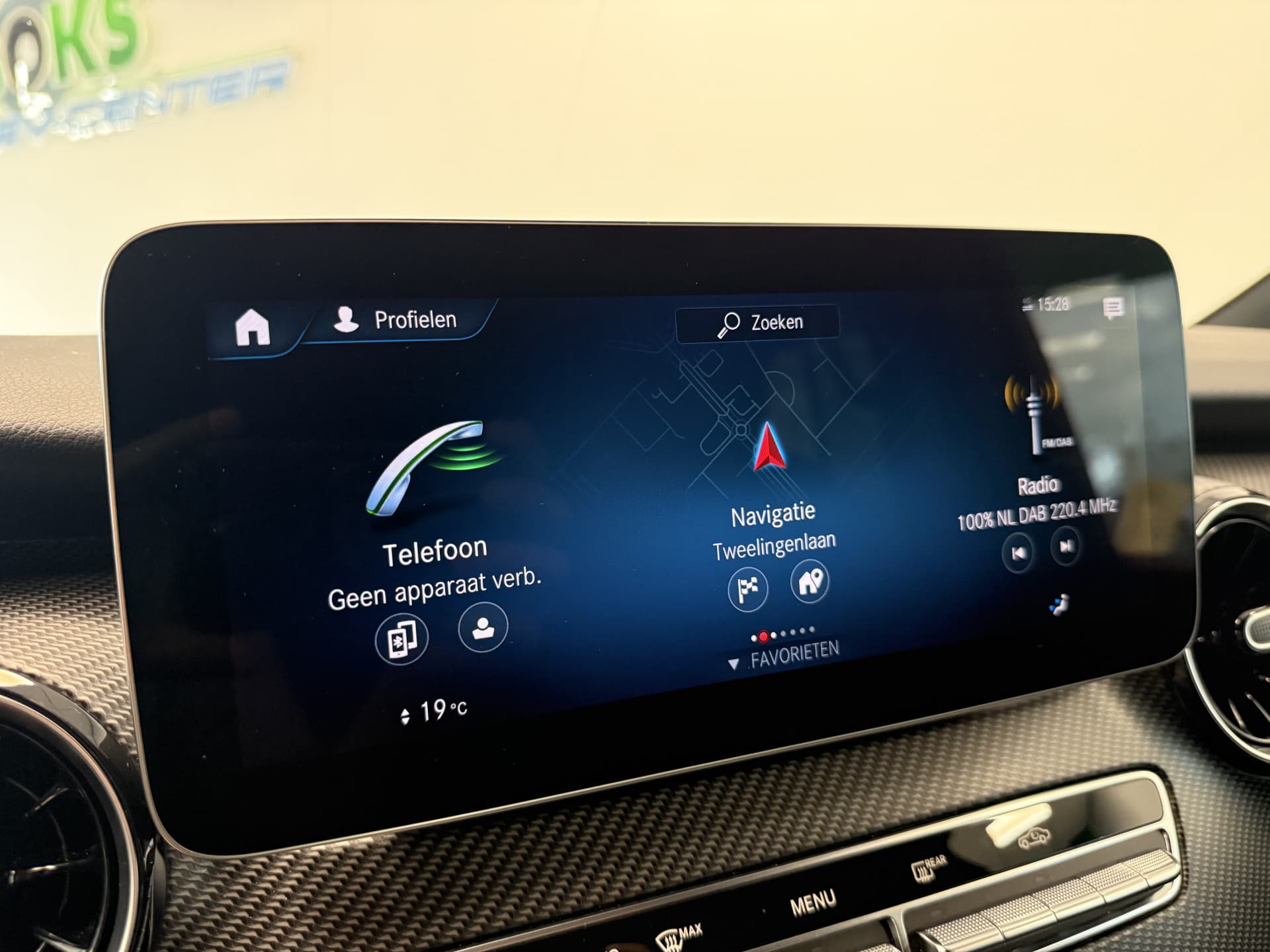 Mercedes-Benz V-Klasse 300d Extra Lang Avantgarde Edition thumbnail 26