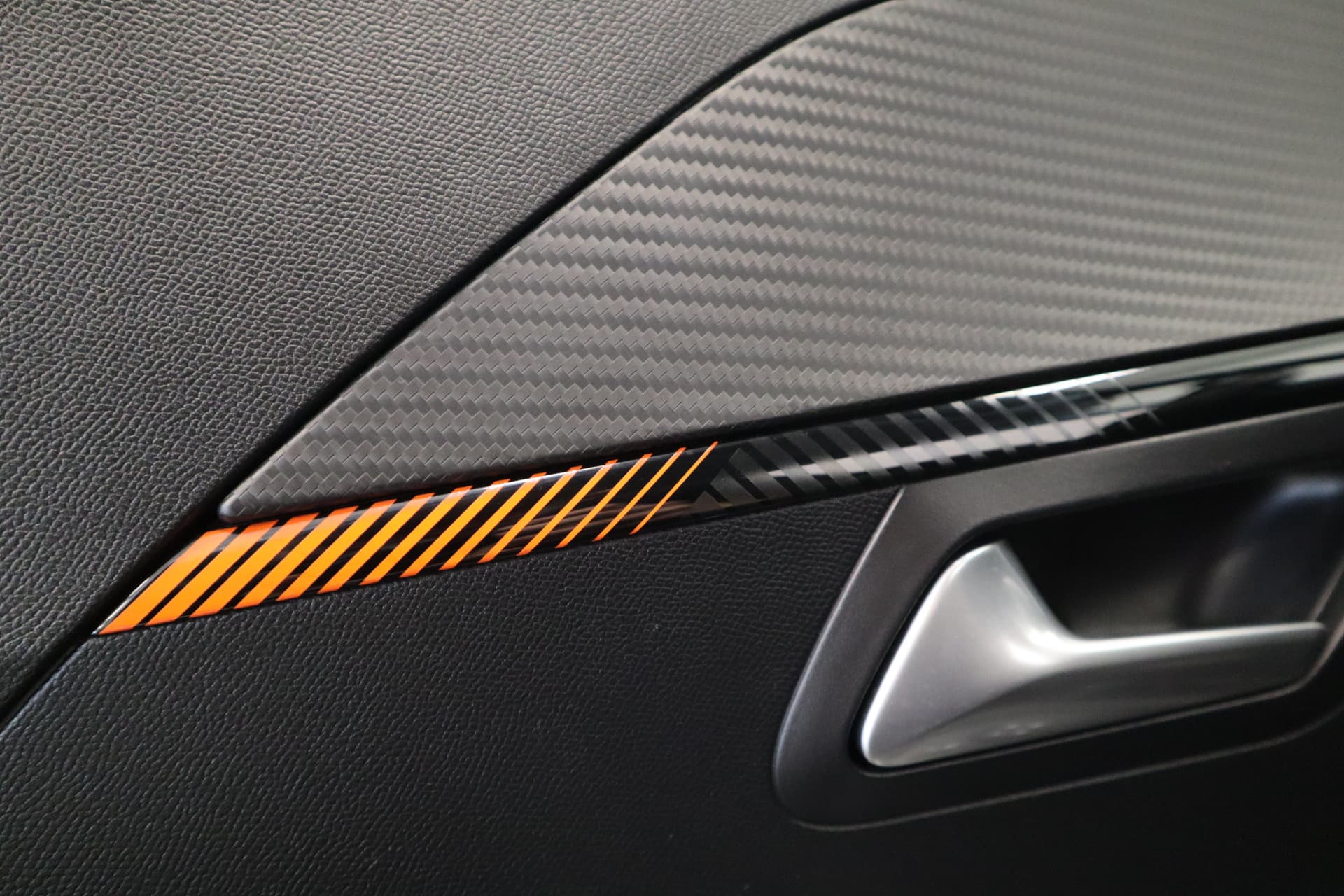 Peugeot E-208 EV Active 50 kWh thumbnail 5