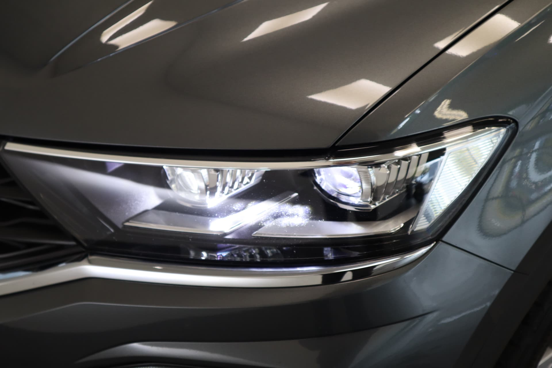 Volkswagen T-Roc 1.5 TSI Sport thumbnail 7