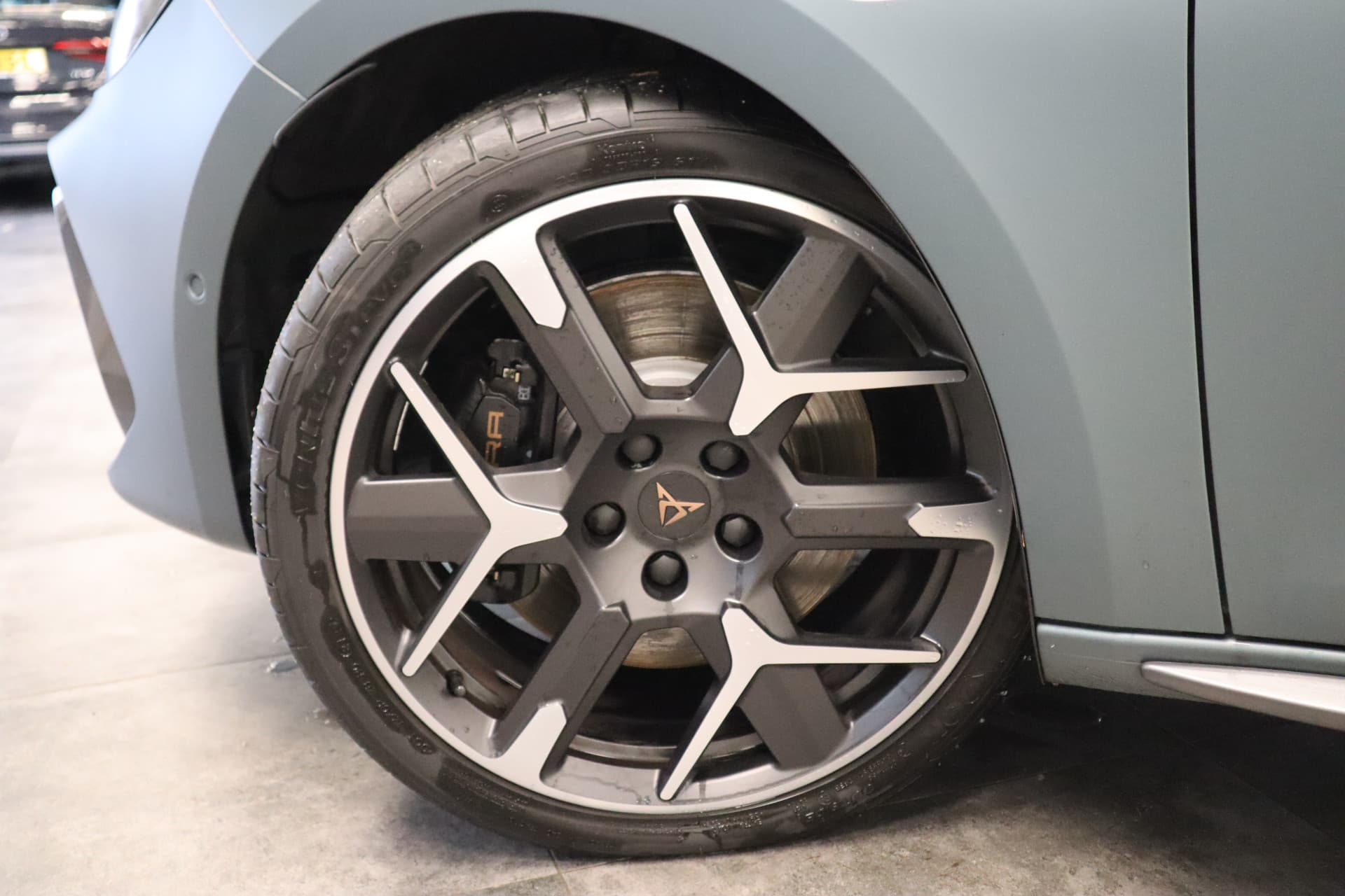 CUPRA Leon 1.5 TSI e-Hybrid VZ Extreme thumbnail 4