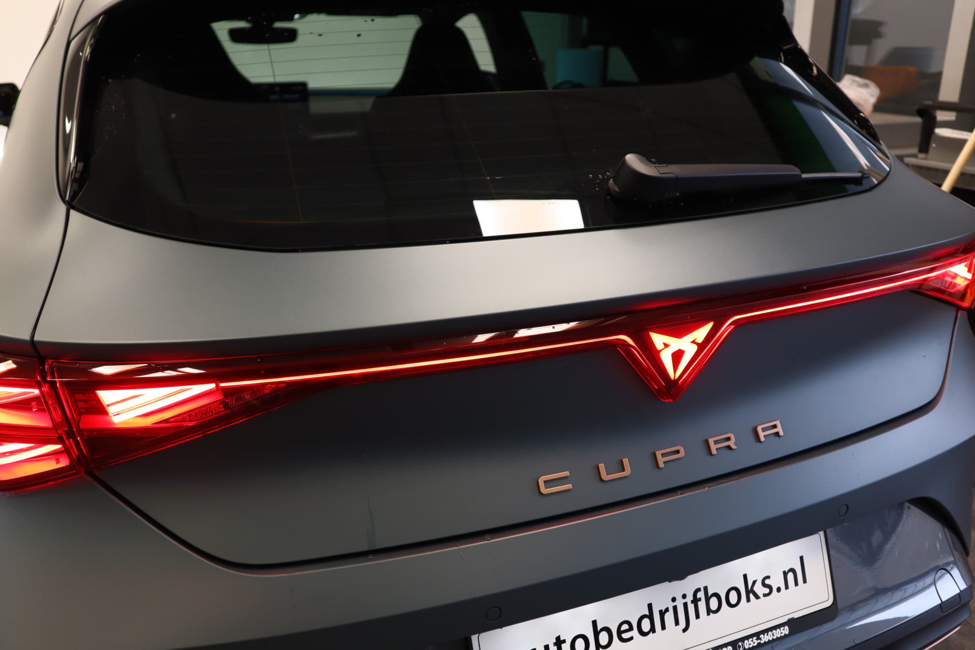 CUPRA Leon 1.5 TSI e-Hybrid VZ Extreme thumbnail 5