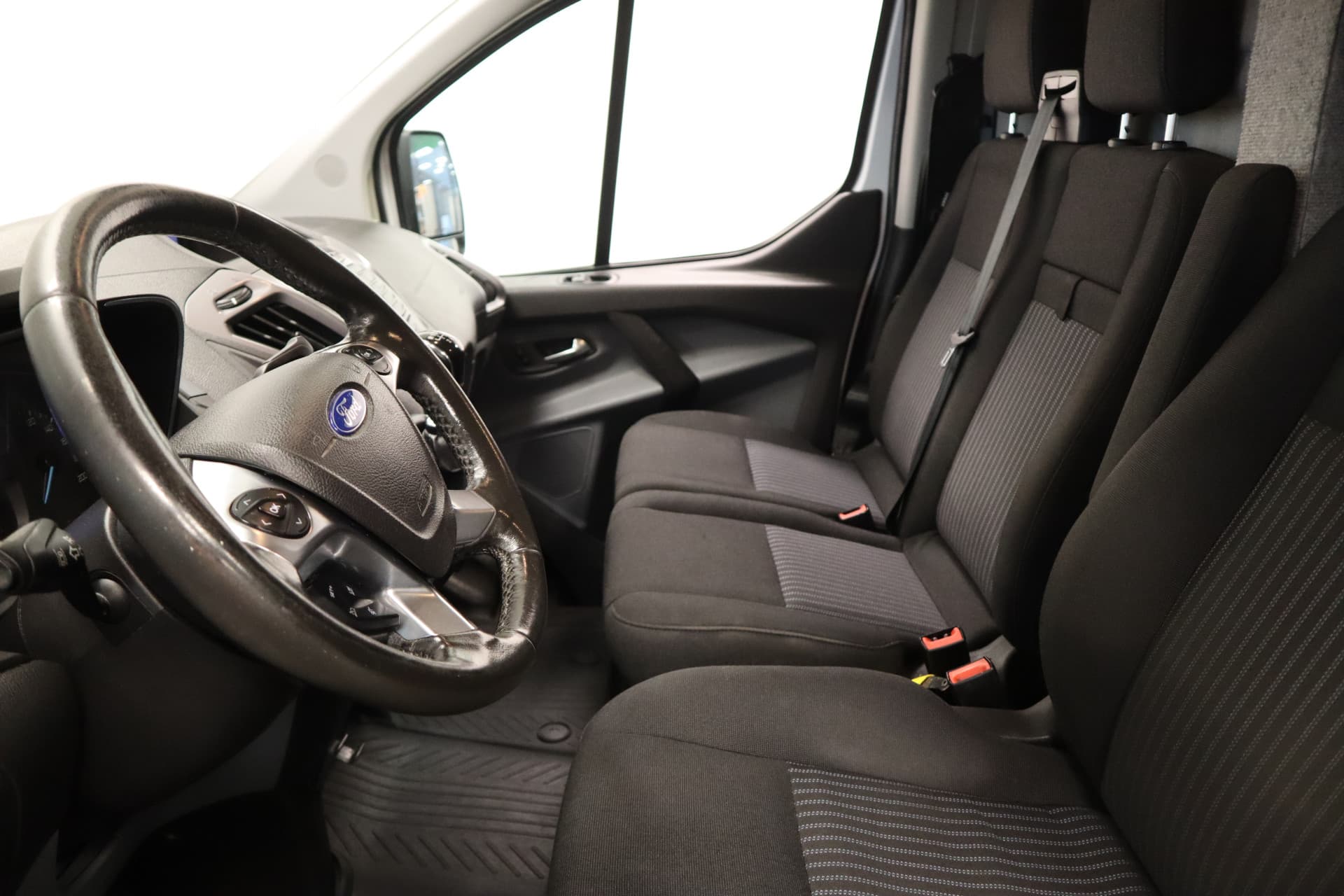 Ford Transit Custom 270 2.2 TDCI L1H1 Trend thumbnail 8