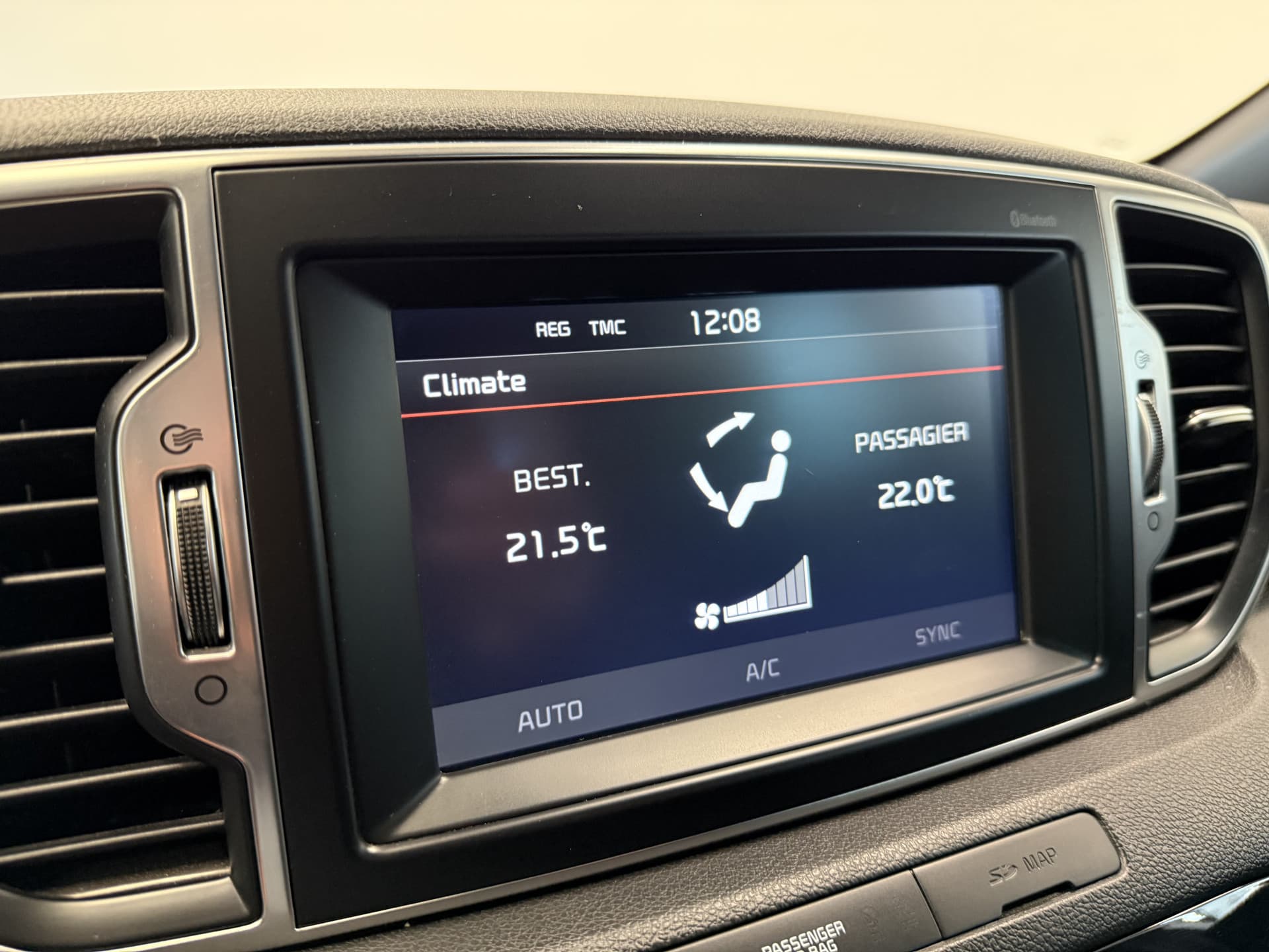 Kia Sportage 1.6 T-GDI 4WD GT-Line First Edition thumbnail 15