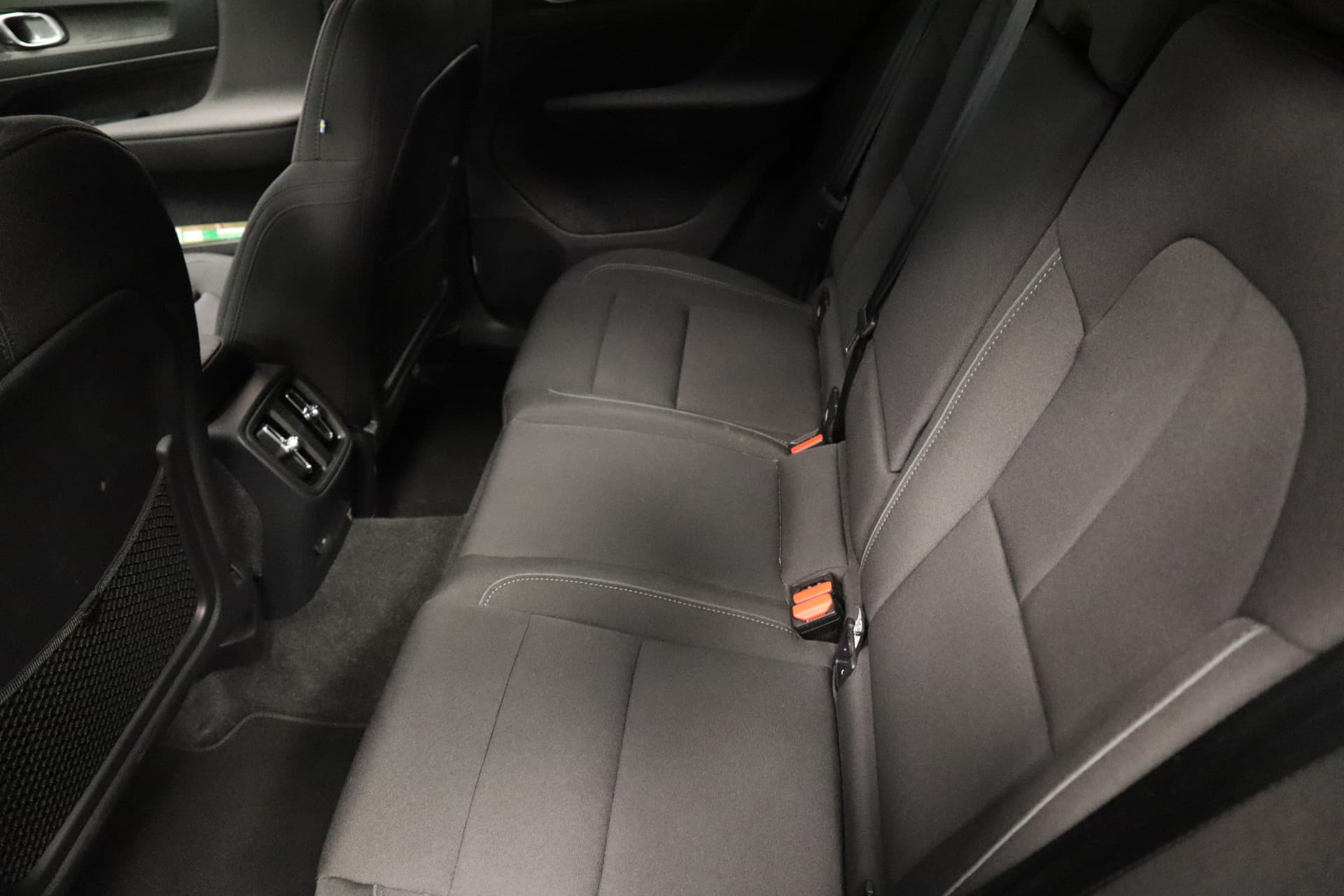 Volvo XC40 Single Motor Extended Range Plus 82 kWh thumbnail 10