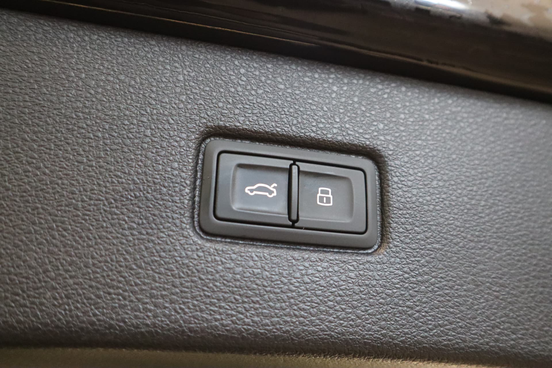 Audi Q7 4.0 TFSI SQ7 quattro thumbnail 7