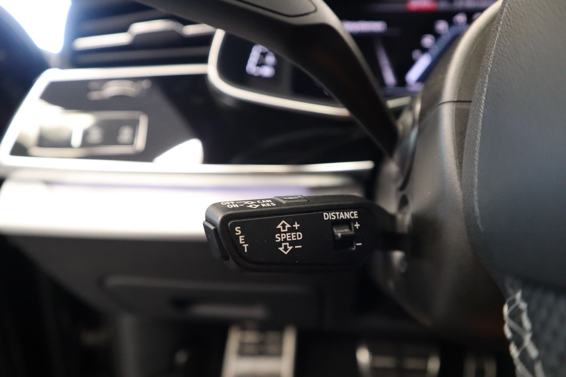 Audi Q7 4.0 TFSI SQ7 quattro thumbnail 14