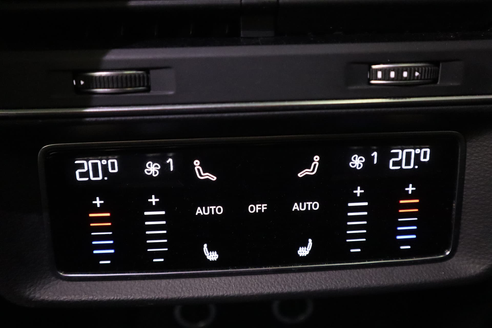 Audi Q7 4.0 TFSI SQ7 quattro thumbnail 33