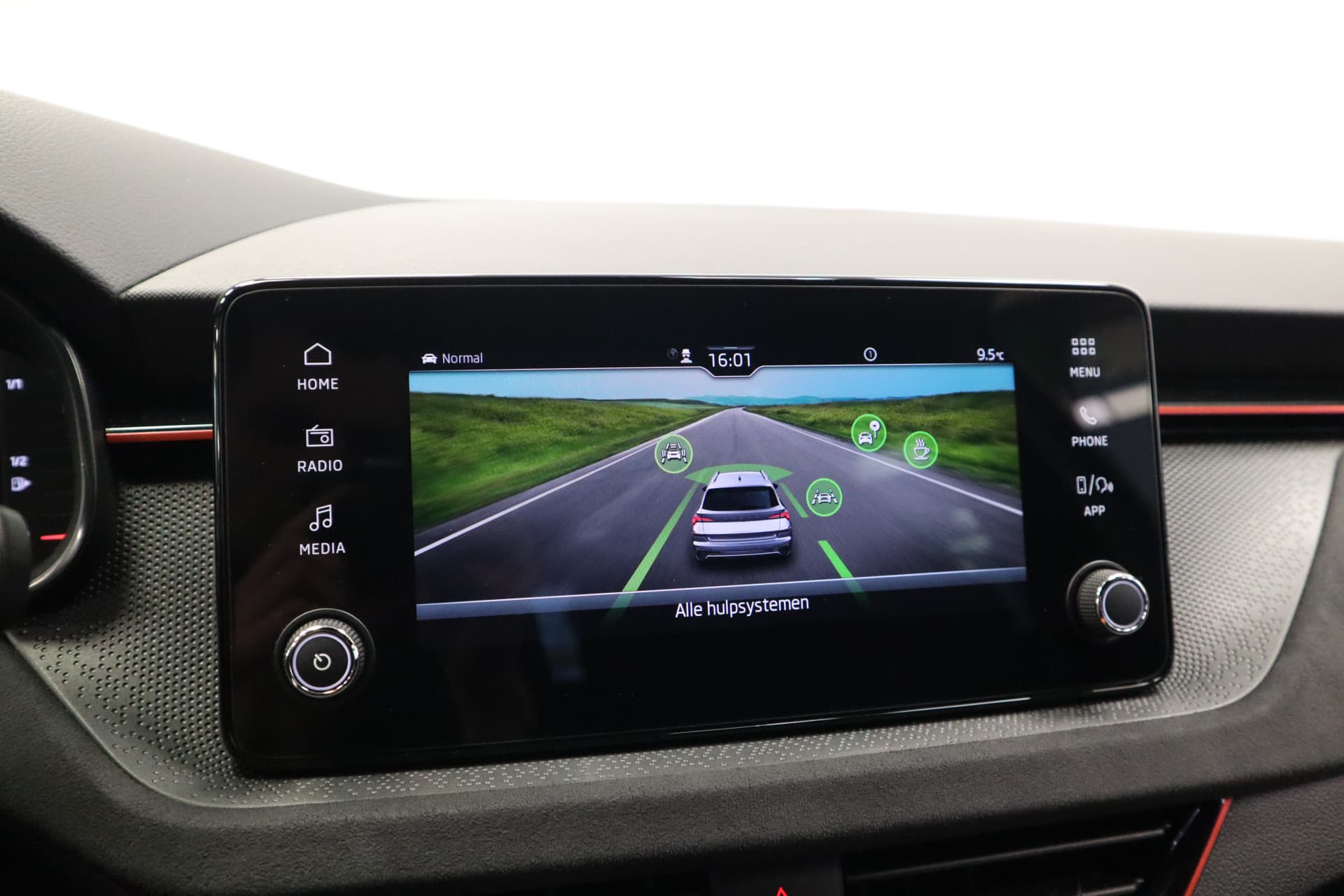 Skoda Kamiq 1.5 TSI ACT Sport Business thumbnail 13