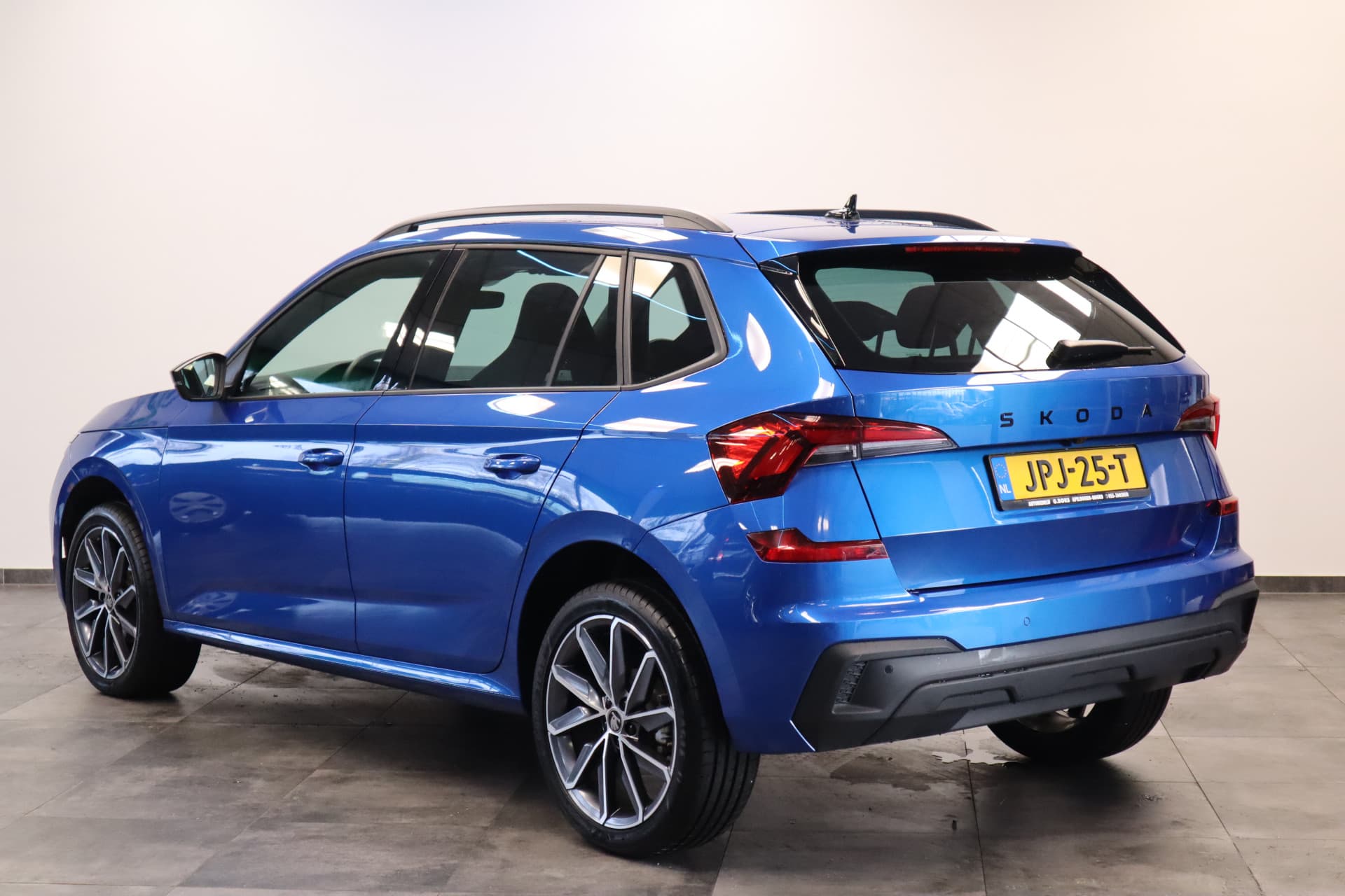 Skoda Kamiq 1.5 TSI ACT Sport Business thumbnail 3