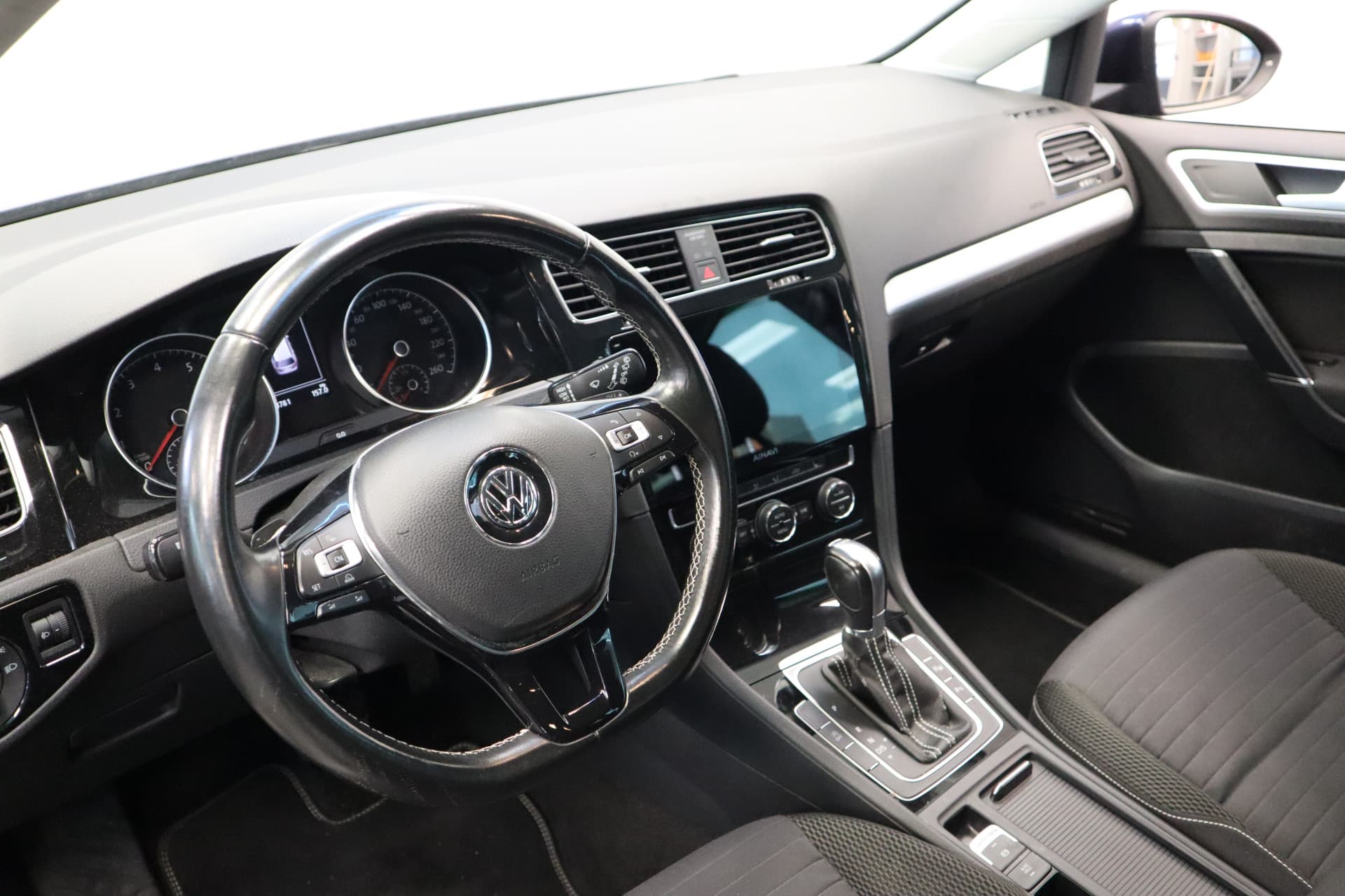 Volkswagen Golf Variant 1.4 TSI Highline thumbnail 6