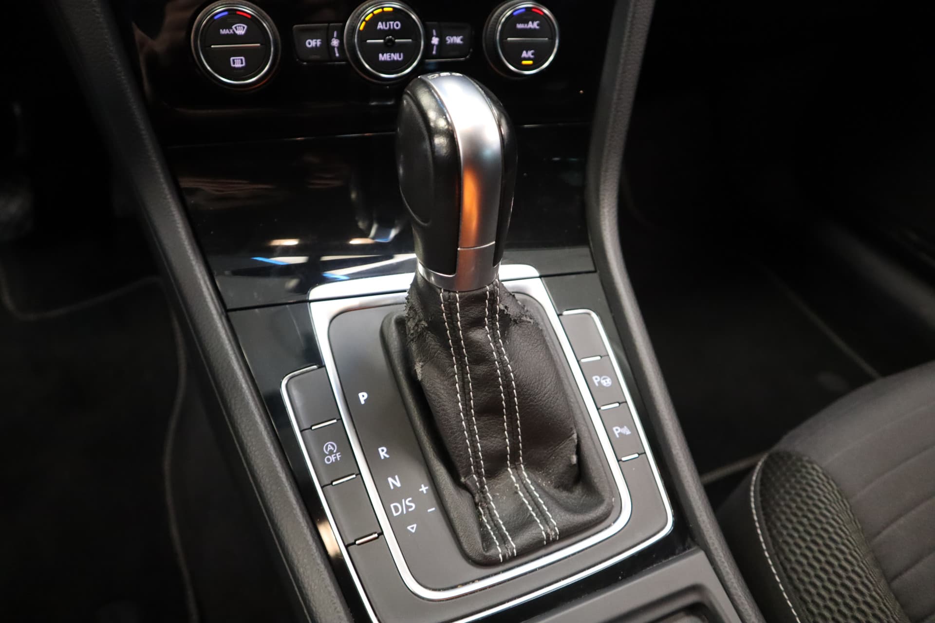 Volkswagen Golf Variant 1.4 TSI Highline thumbnail 14