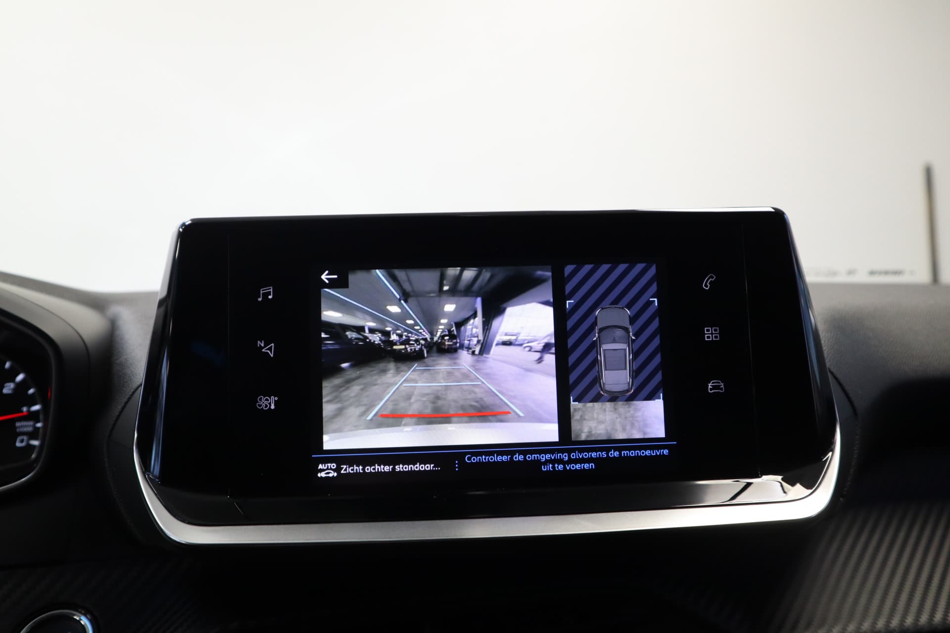 Peugeot 2008 1.2 PureTech Allure Pack thumbnail 18