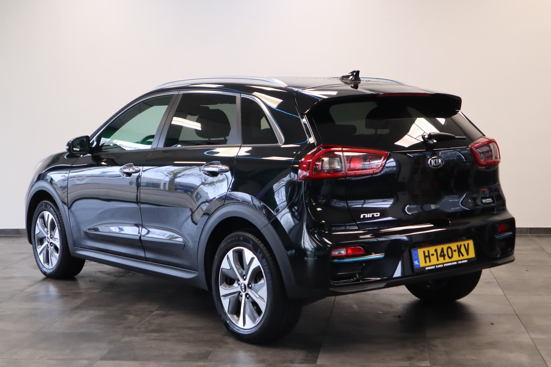 Kia E-Niro 64 kWh thumbnail 3