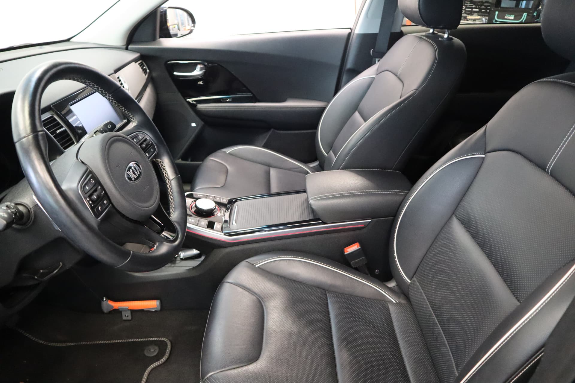 Kia E-Niro 64 kWh thumbnail 9