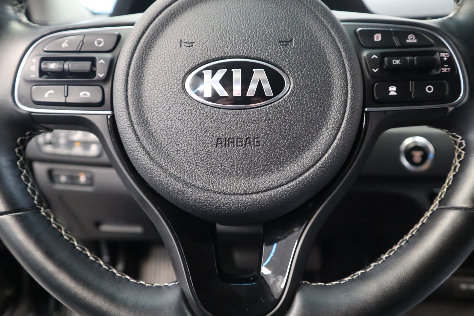 Kia E-Niro 64 kWh thumbnail 13