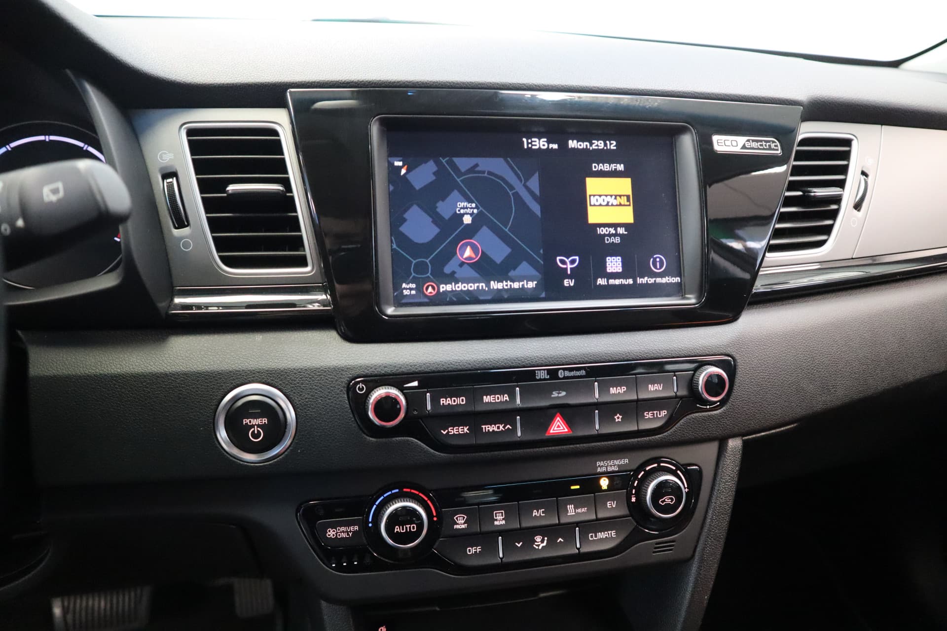 Kia E-Niro 64 kWh thumbnail 15