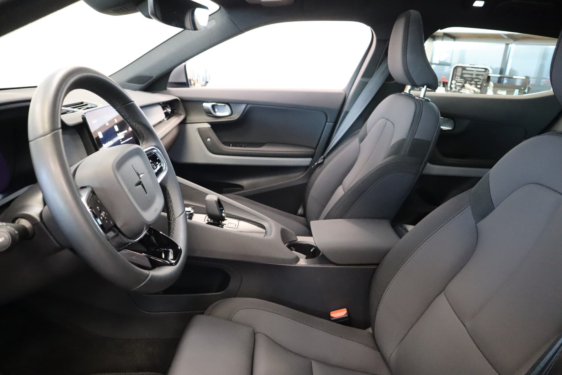 Polestar 2 Long Range Dual Motor 78 kWh thumbnail 10