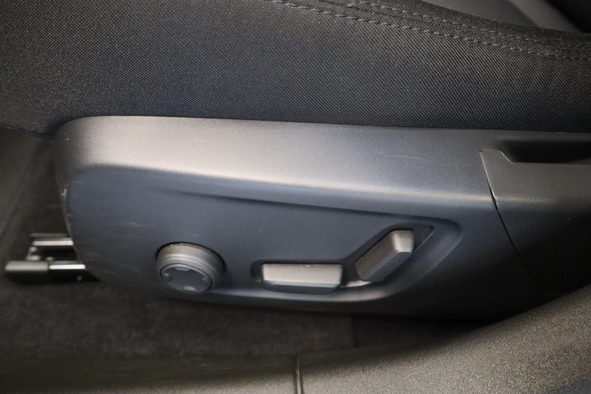 Polestar 2 Long Range Dual Motor 78 kWh thumbnail 12