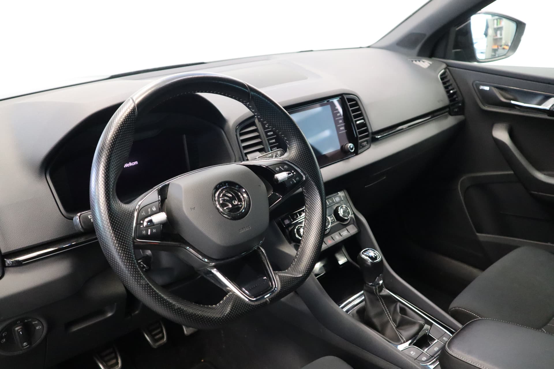 Skoda Karoq 1.5 TSI ACT Sportline Business thumbnail 10