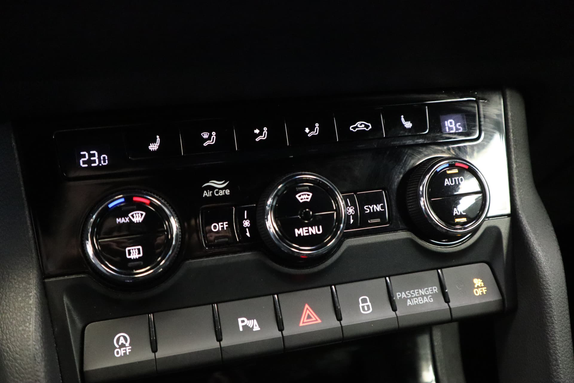 Skoda Karoq 1.5 TSI ACT Sportline Business thumbnail 14