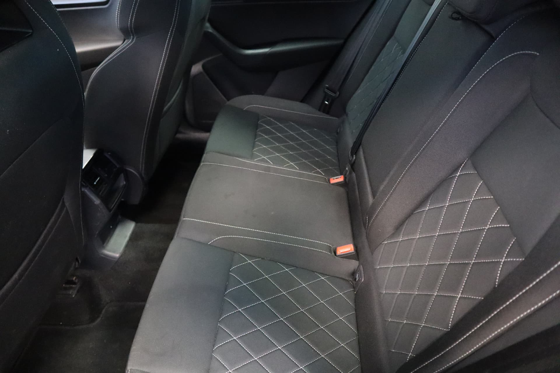 Skoda Karoq 1.5 TSI ACT Sportline Business thumbnail 24