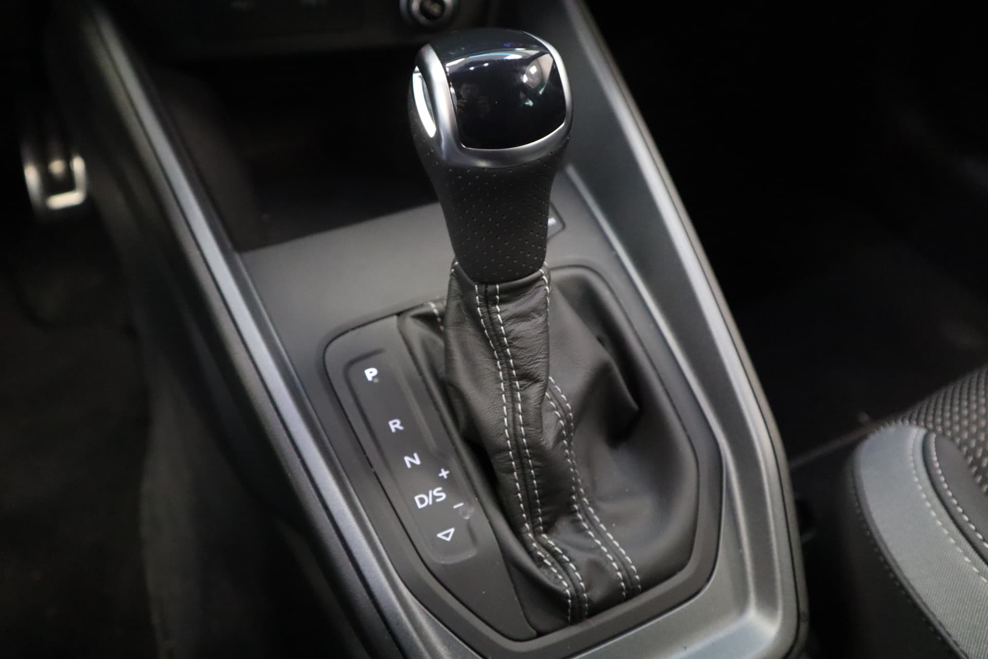 Audi A1 Sportback 25 TFSI S edition thumbnail 14