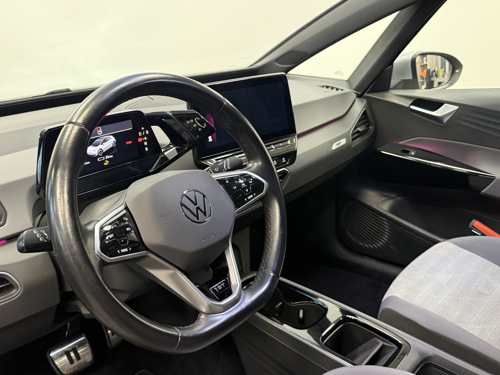 Volkswagen ID.3 First 58 kWh thumbnail 7