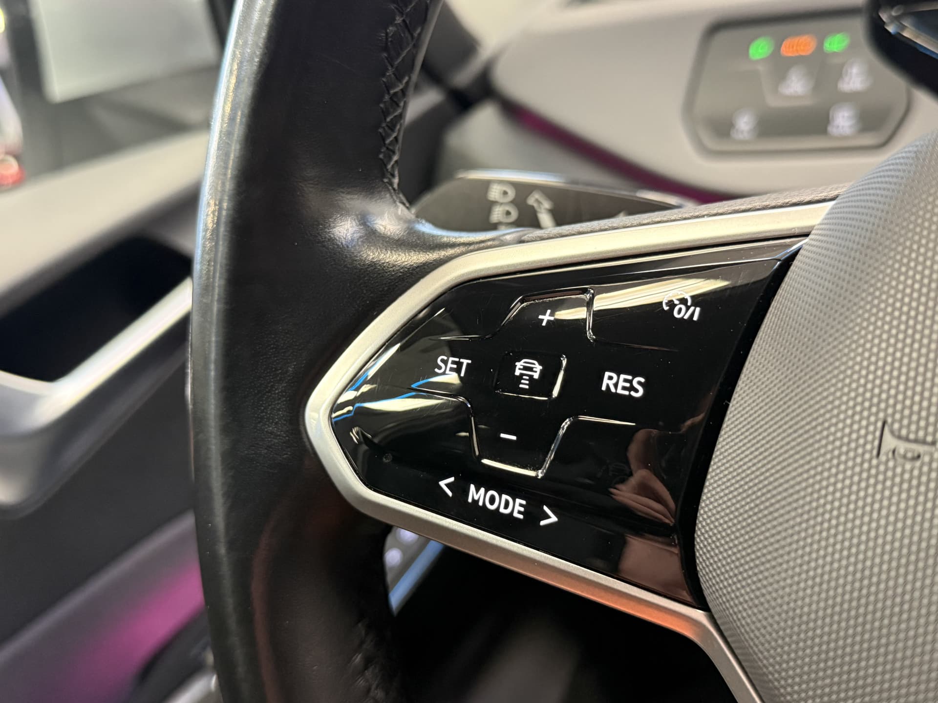 Volkswagen ID.3 First 58 kWh thumbnail 9