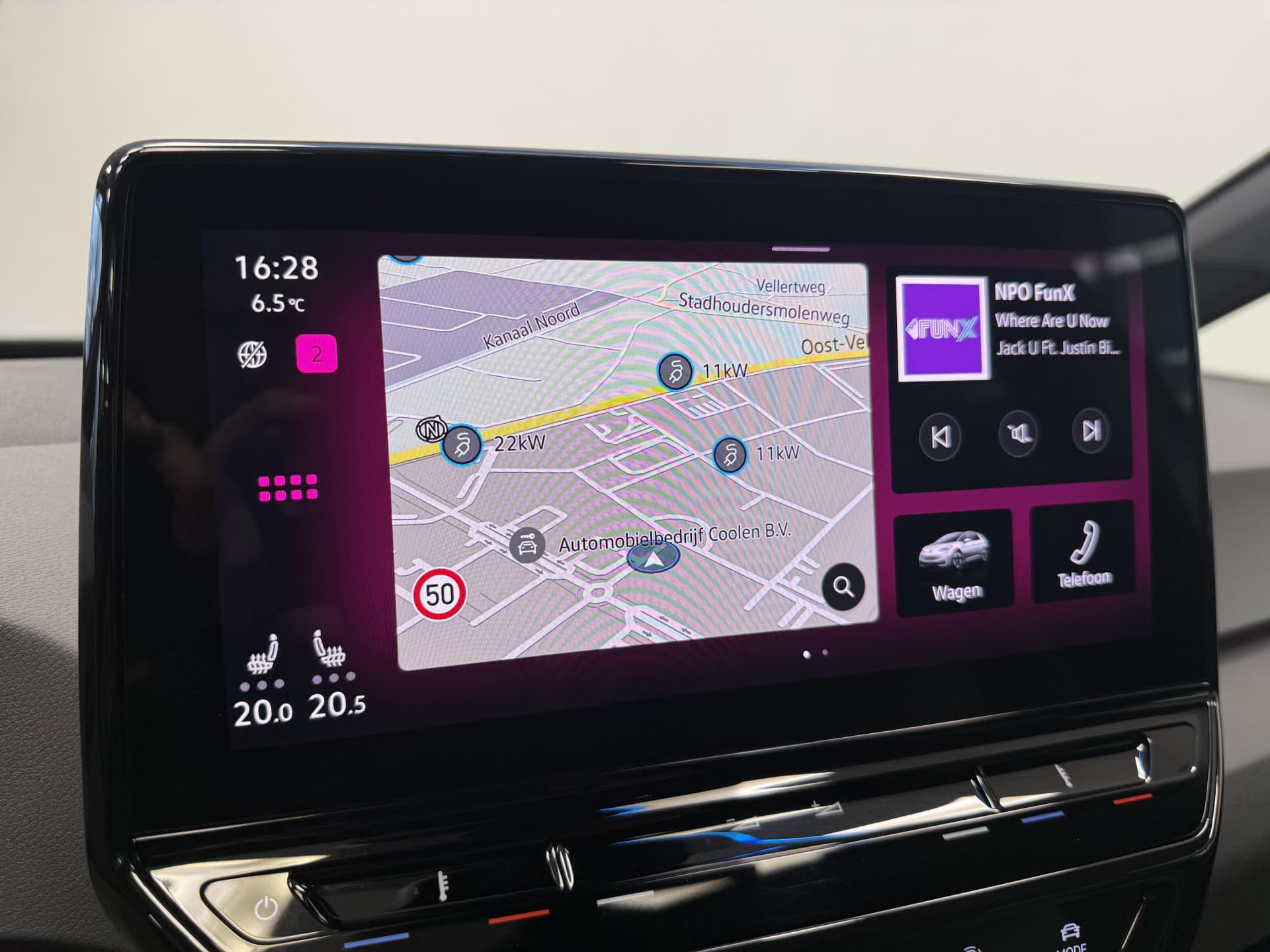 Volkswagen ID.3 First 58 kWh thumbnail 16