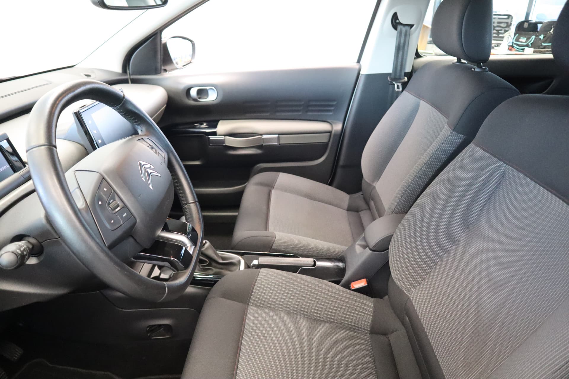 Citroën C4 Cactus 1.2 PureTech Feel thumbnail 5