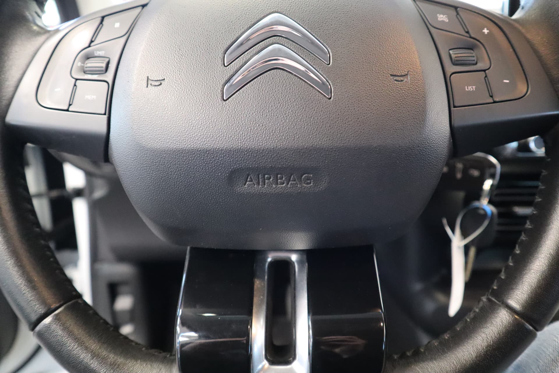 Citroën C4 Cactus 1.2 PureTech Feel thumbnail 7