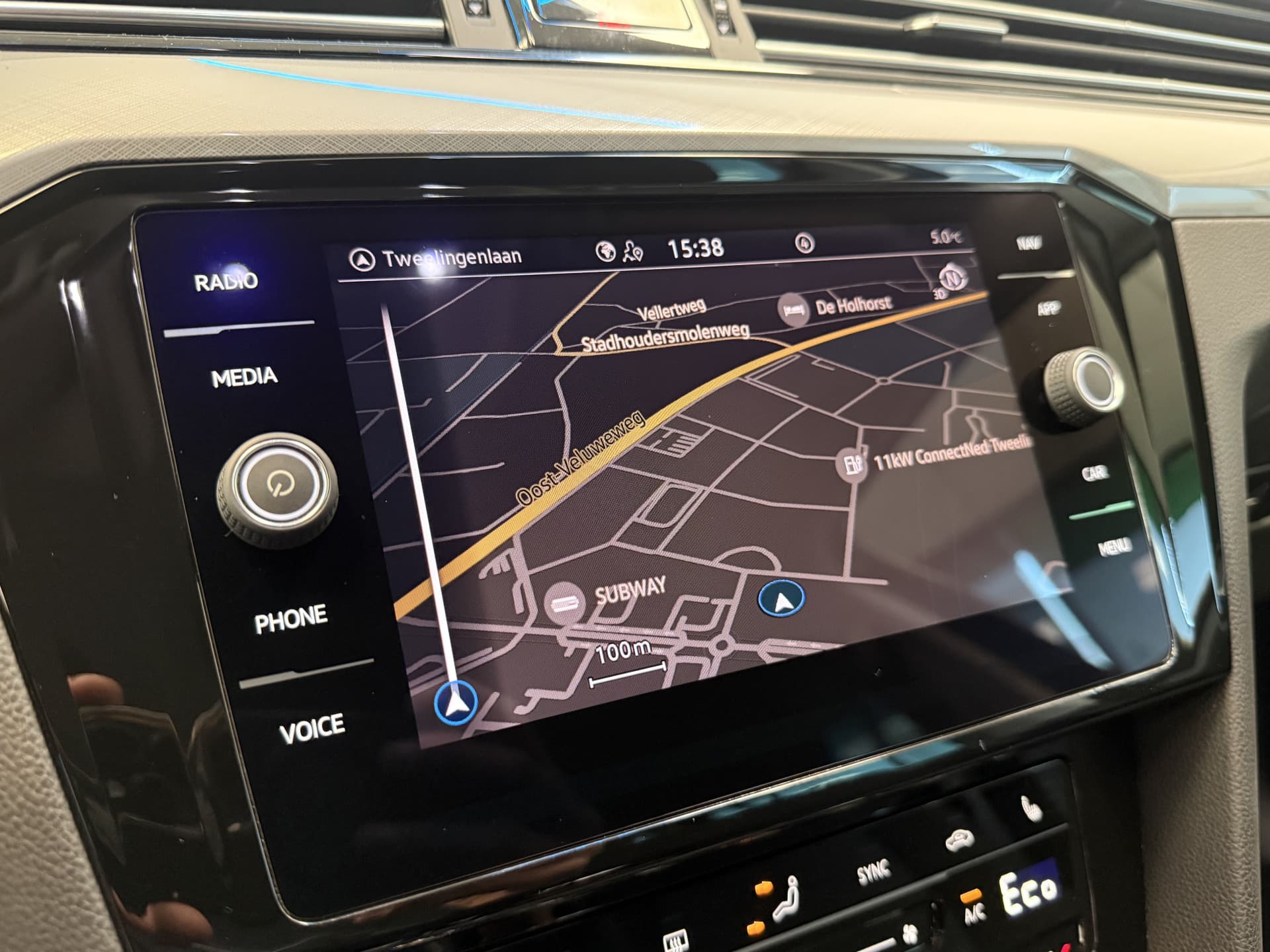 Volkswagen Passat Variant 1.4 TSI PHEV GTE Business thumbnail 17