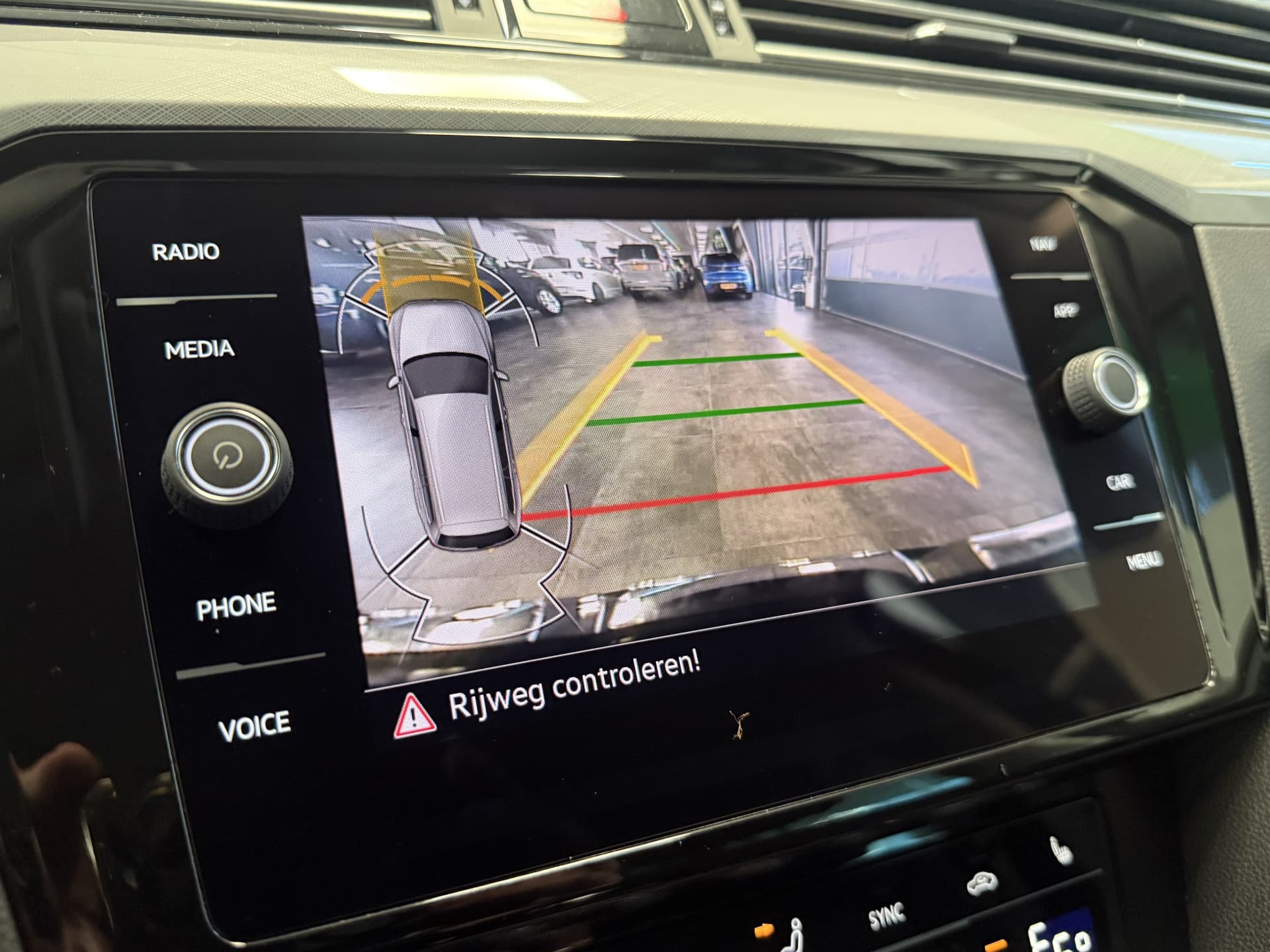 Volkswagen Passat Variant 1.4 TSI PHEV GTE Business thumbnail 20