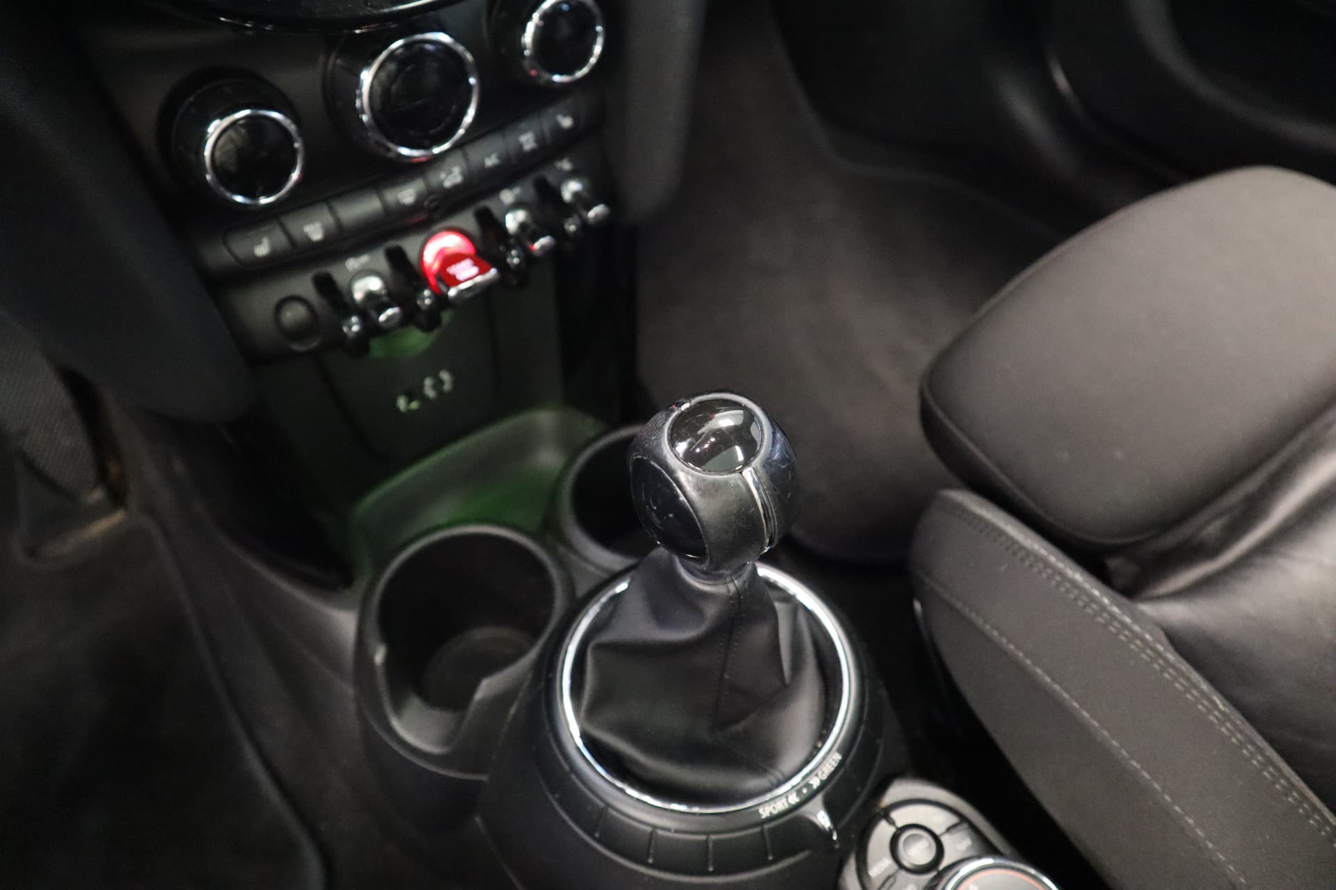 MINI Cooper S Mini 2.0 Chili thumbnail 5