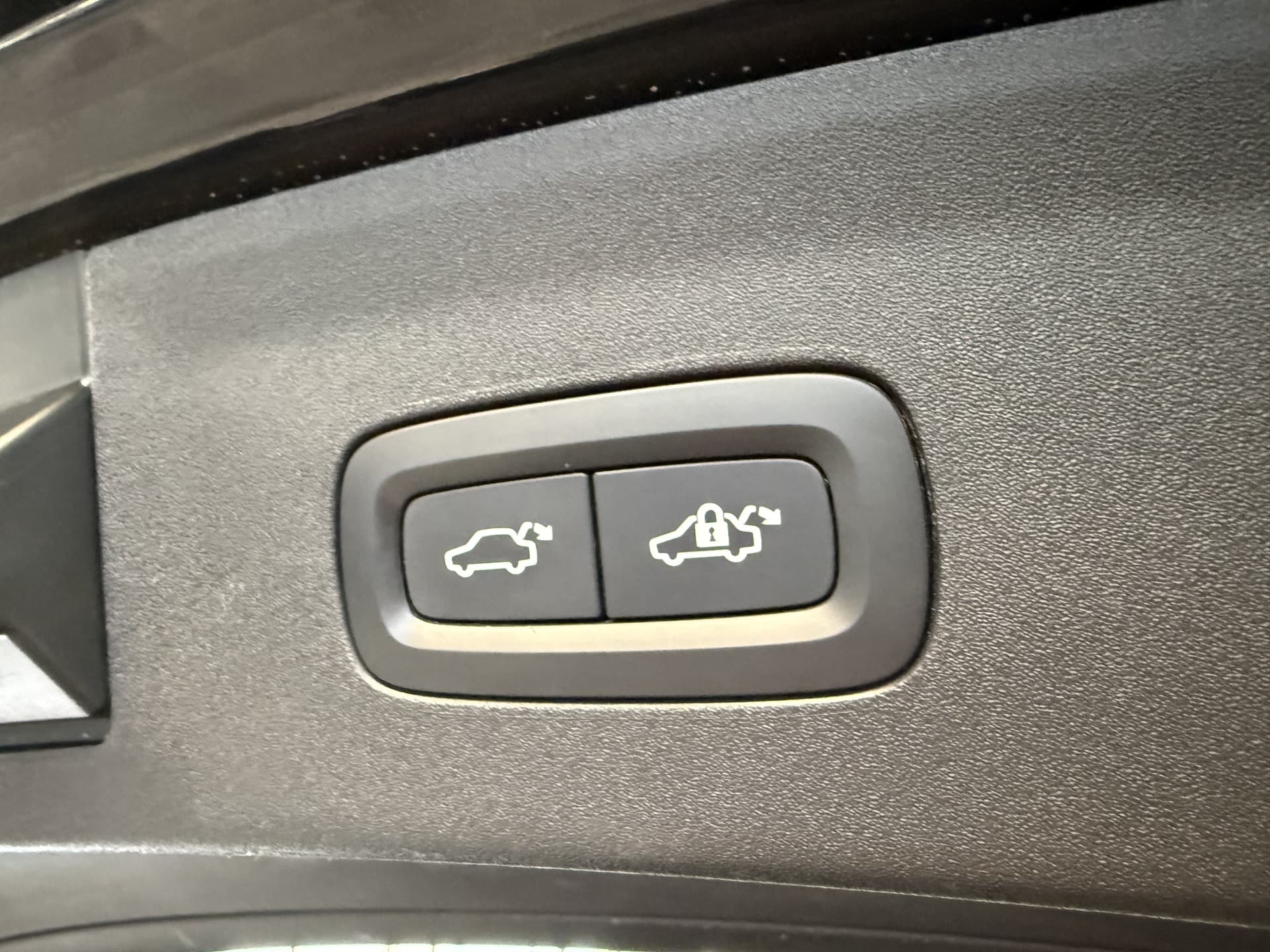 Polestar 2 Long Range Dual Motor Launch Edition 78kWh thumbnail 16