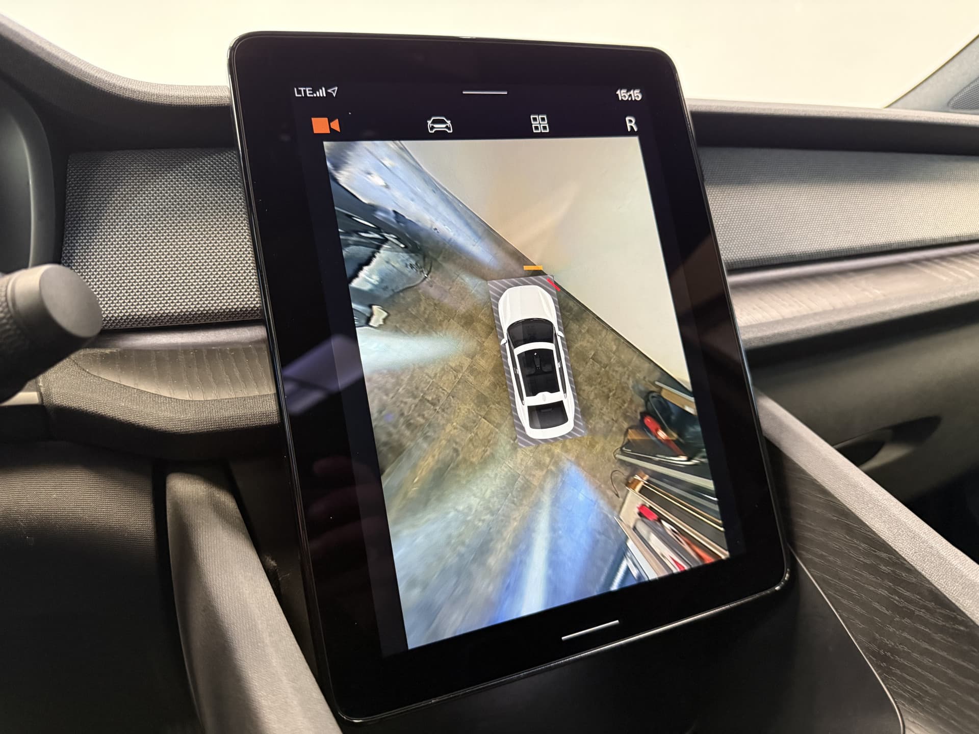 Polestar 2 Long Range Dual Motor Launch Edition 78kWh thumbnail 17