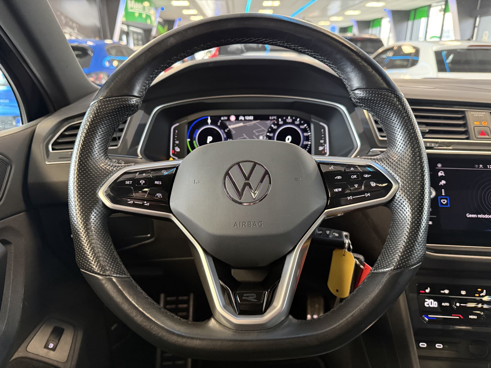 Volkswagen Tiguan 1.4 TSI eHybrid R-Line Business+ thumbnail 9