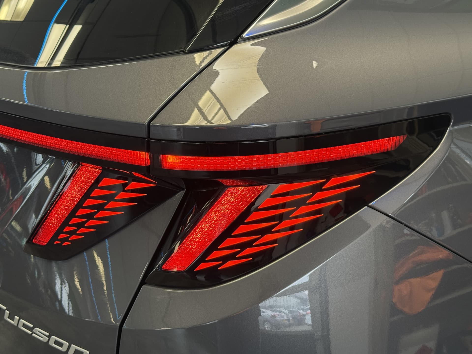 Hyundai Tucson 1.6 T-GDI PHEV Comfort Smart thumbnail 6