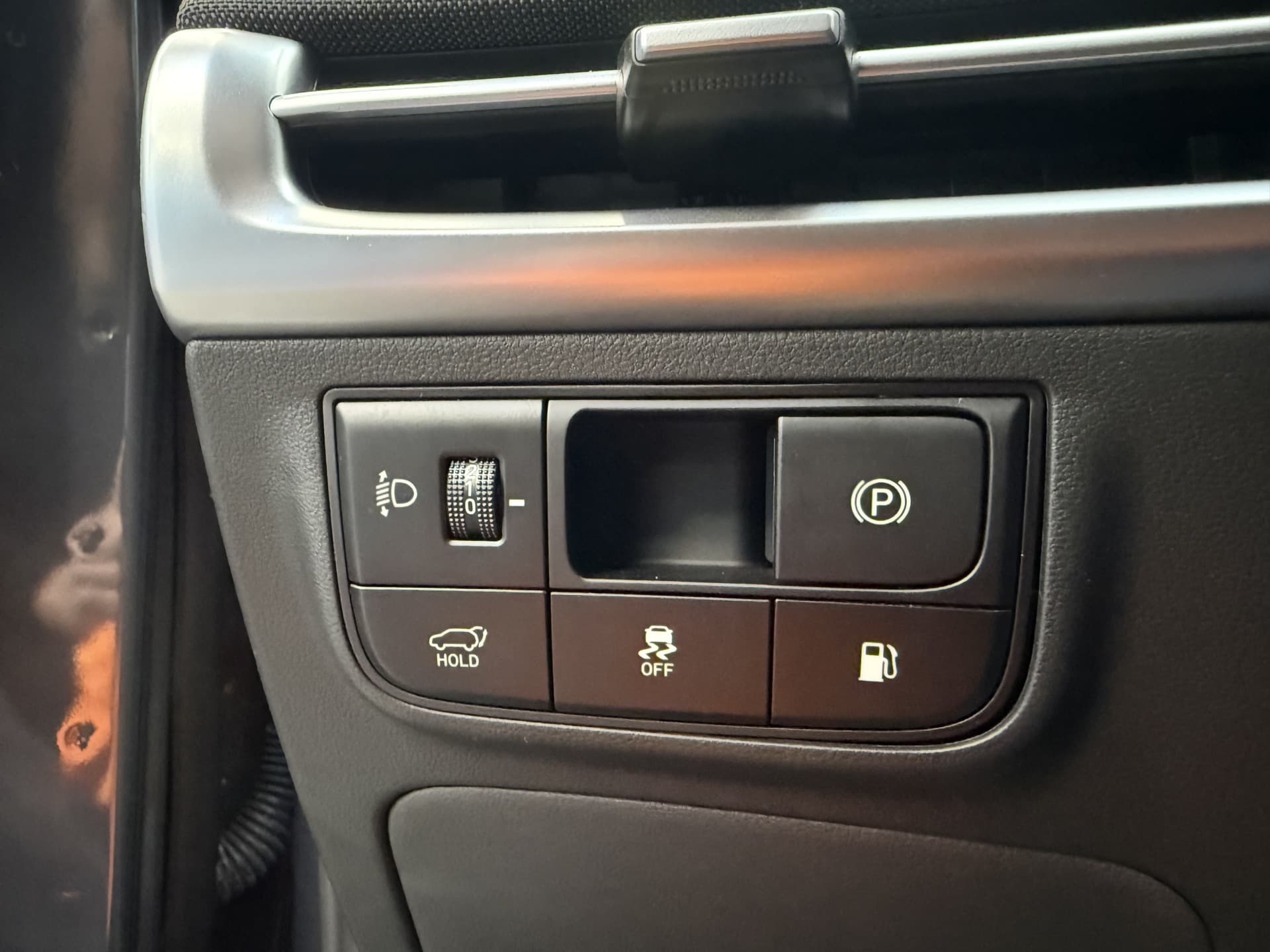 Hyundai Tucson 1.6 T-GDI PHEV Comfort Smart thumbnail 16