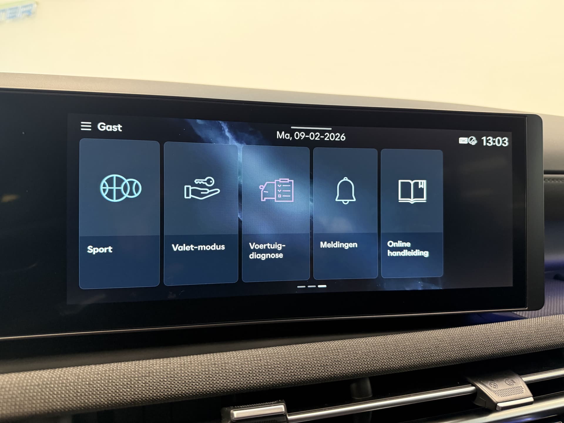 Hyundai Tucson 1.6 T-GDI PHEV Comfort Smart thumbnail 32