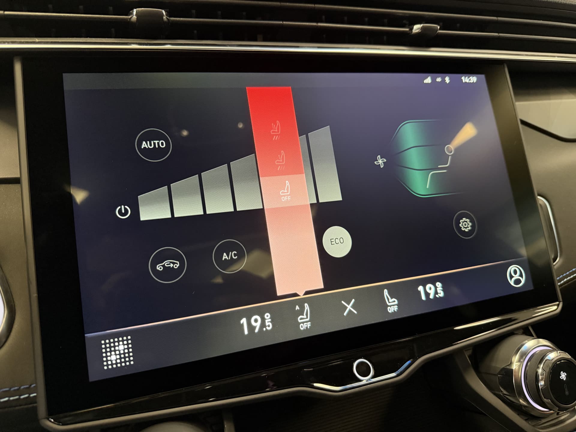 Lynk & Co 01 1.5 thumbnail 24