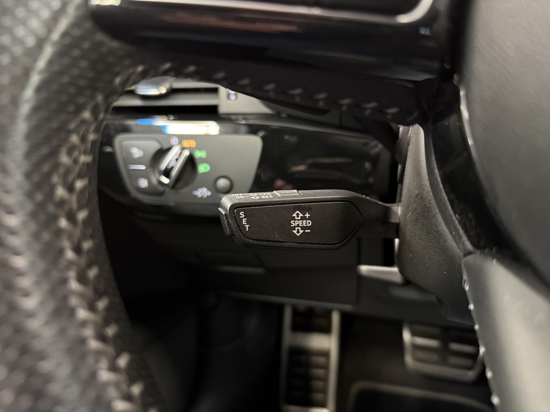 Audi A4 Limousine 1.4 TFSI Sport S line edition thumbnail 13